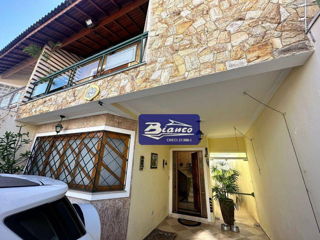 Sobrado, 3 quartos, 166 m² - Foto 1