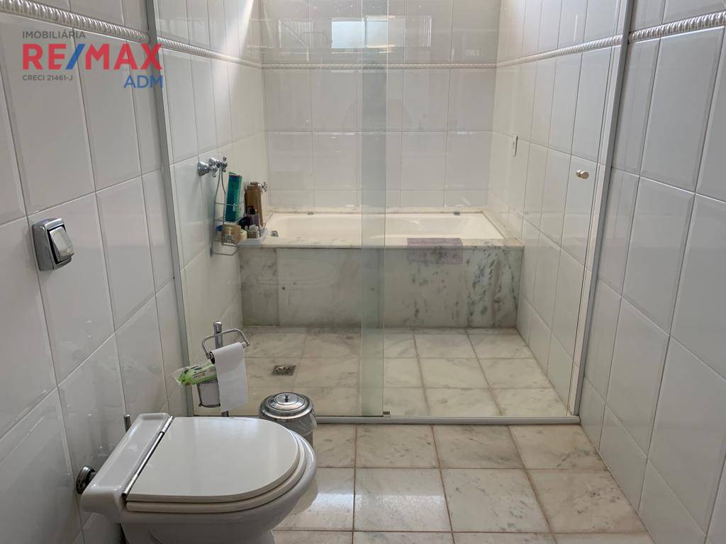 Casa de Condomínio à venda com 5 quartos, 3140M2 - Foto 32