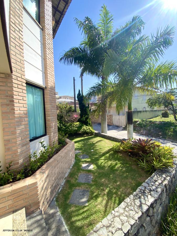 Casa de Condomínio à venda com 3 quartos, 300m² - Foto 4