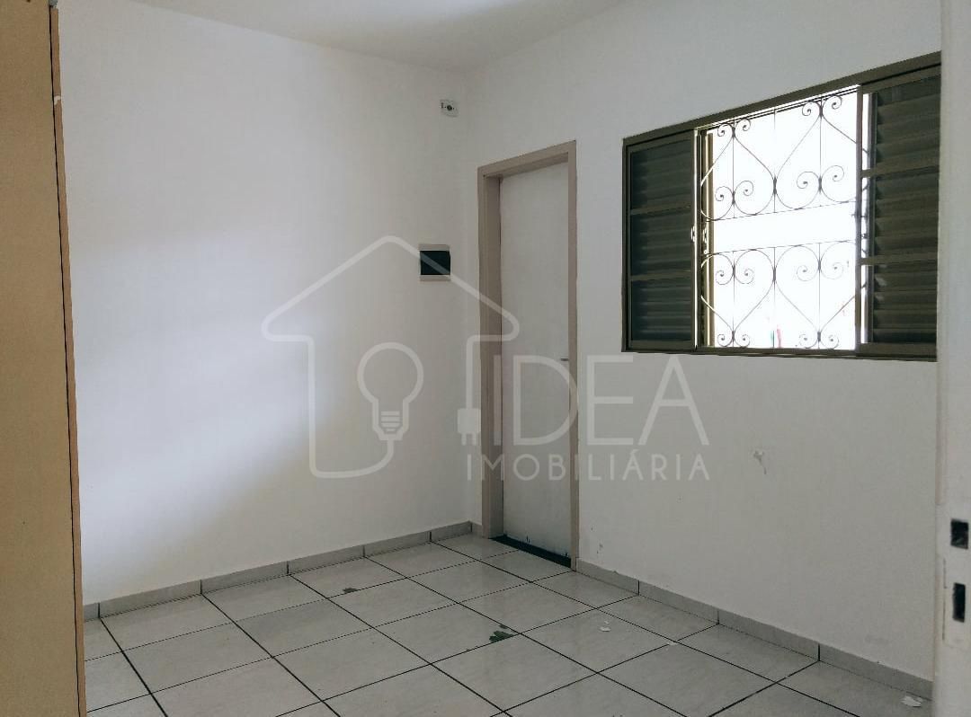 Casa à venda com 3 quartos, 214m² - Foto 15