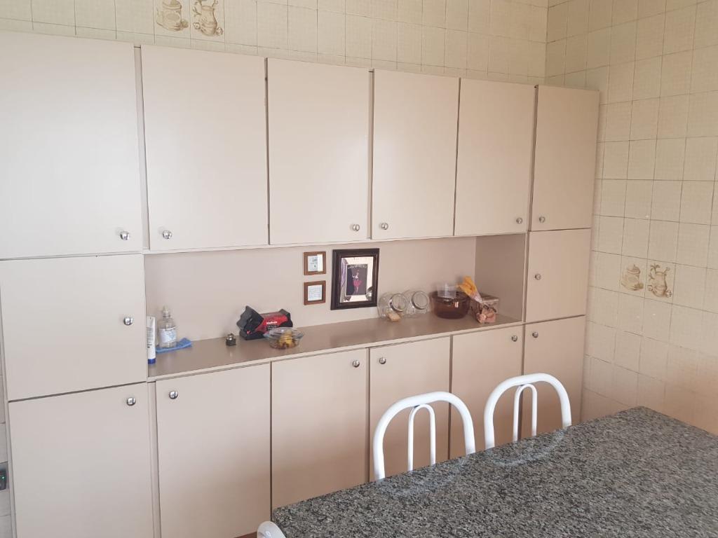 Casa à venda com 4 quartos, 350m² - Foto 6