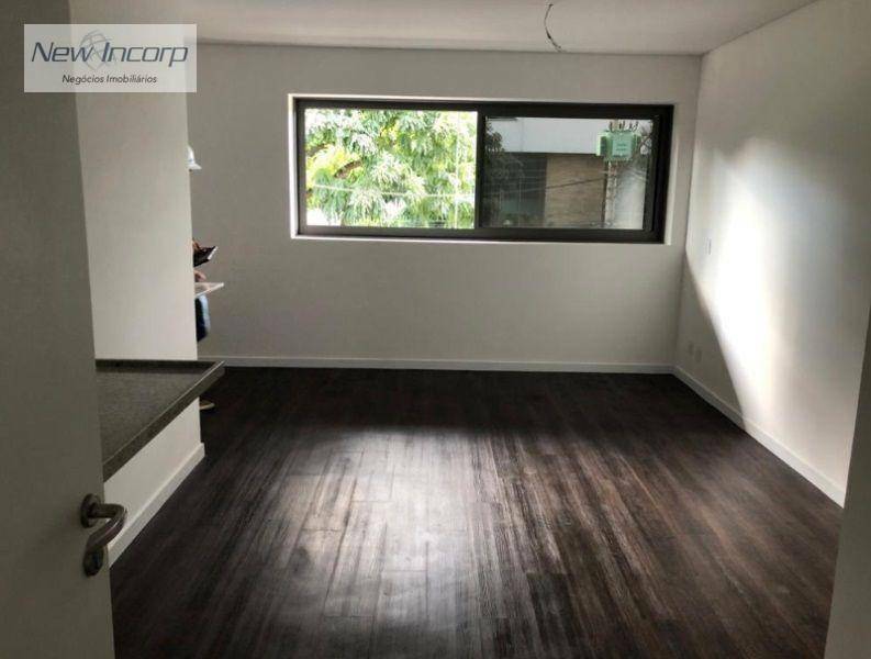 Apartamento à venda com 3 quartos, 166m² - Foto 4