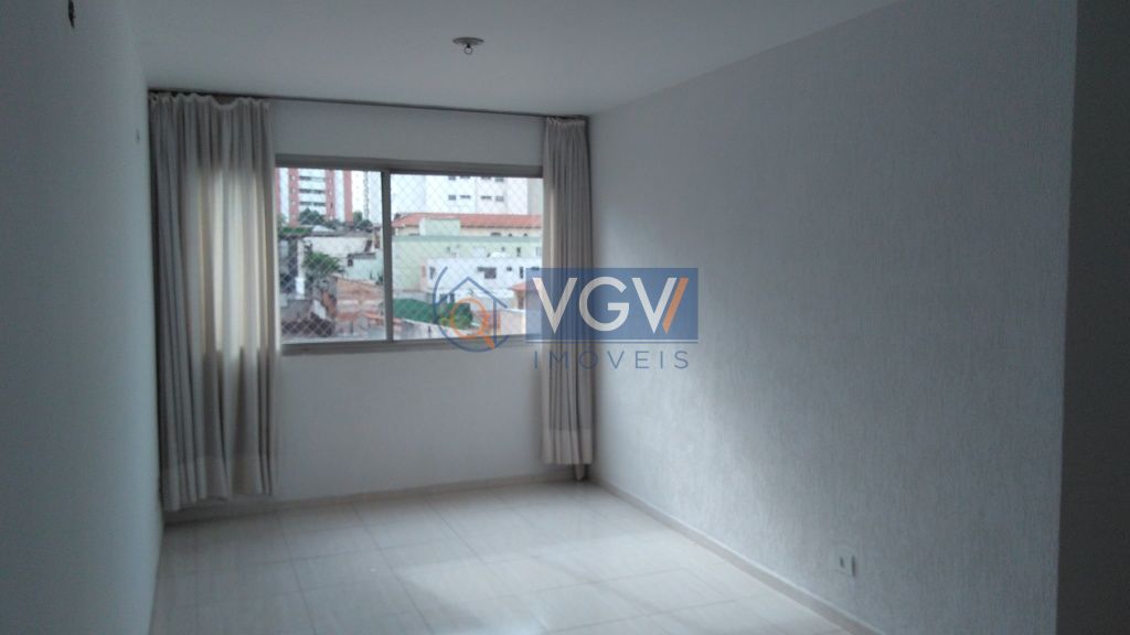 Apartamento à venda com 2 quartos, 65m² - Foto 1