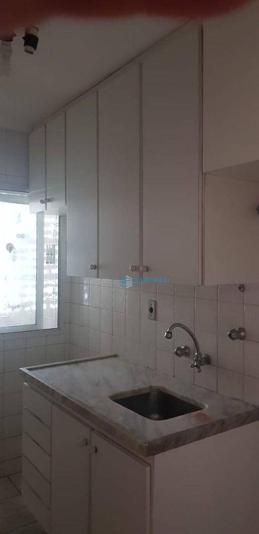 Apartamento para alugar com 2 quartos, 51m² - Foto 4