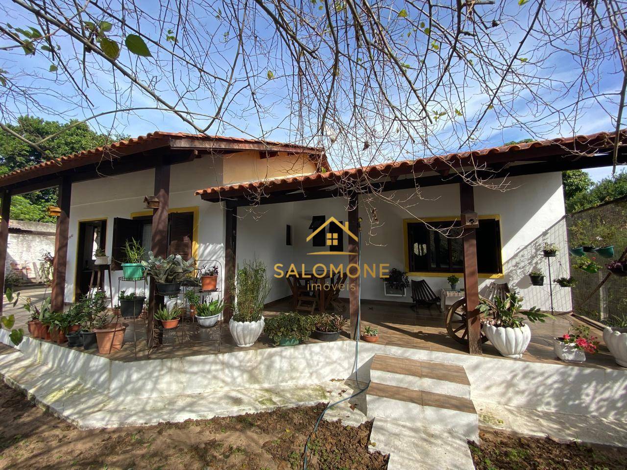 Chácara, 3 quartos, 1400 m² - Foto 1