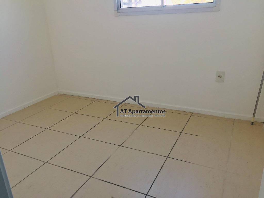 Apartamento para alugar com 2 quartos, 55m² - Foto 9