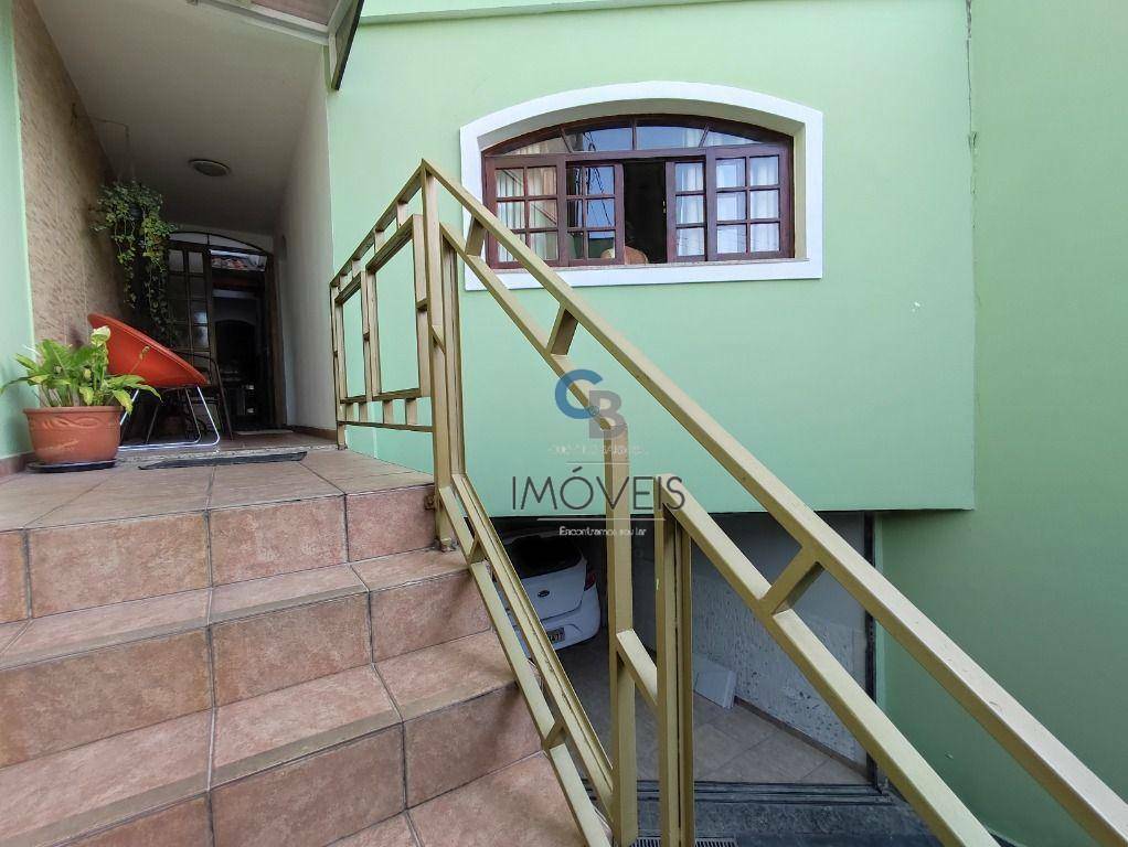 Sobrado à venda com 3 quartos, 150m² - Foto 3