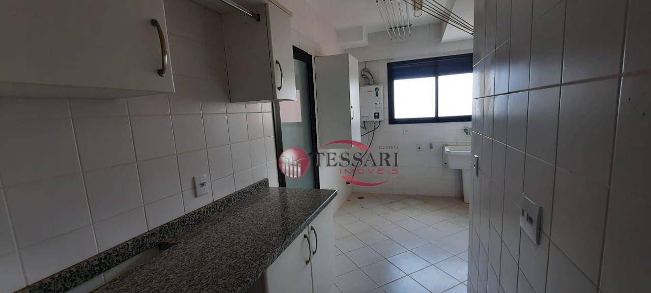 Apartamento para alugar com 3 quartos, 176m² - Foto 7