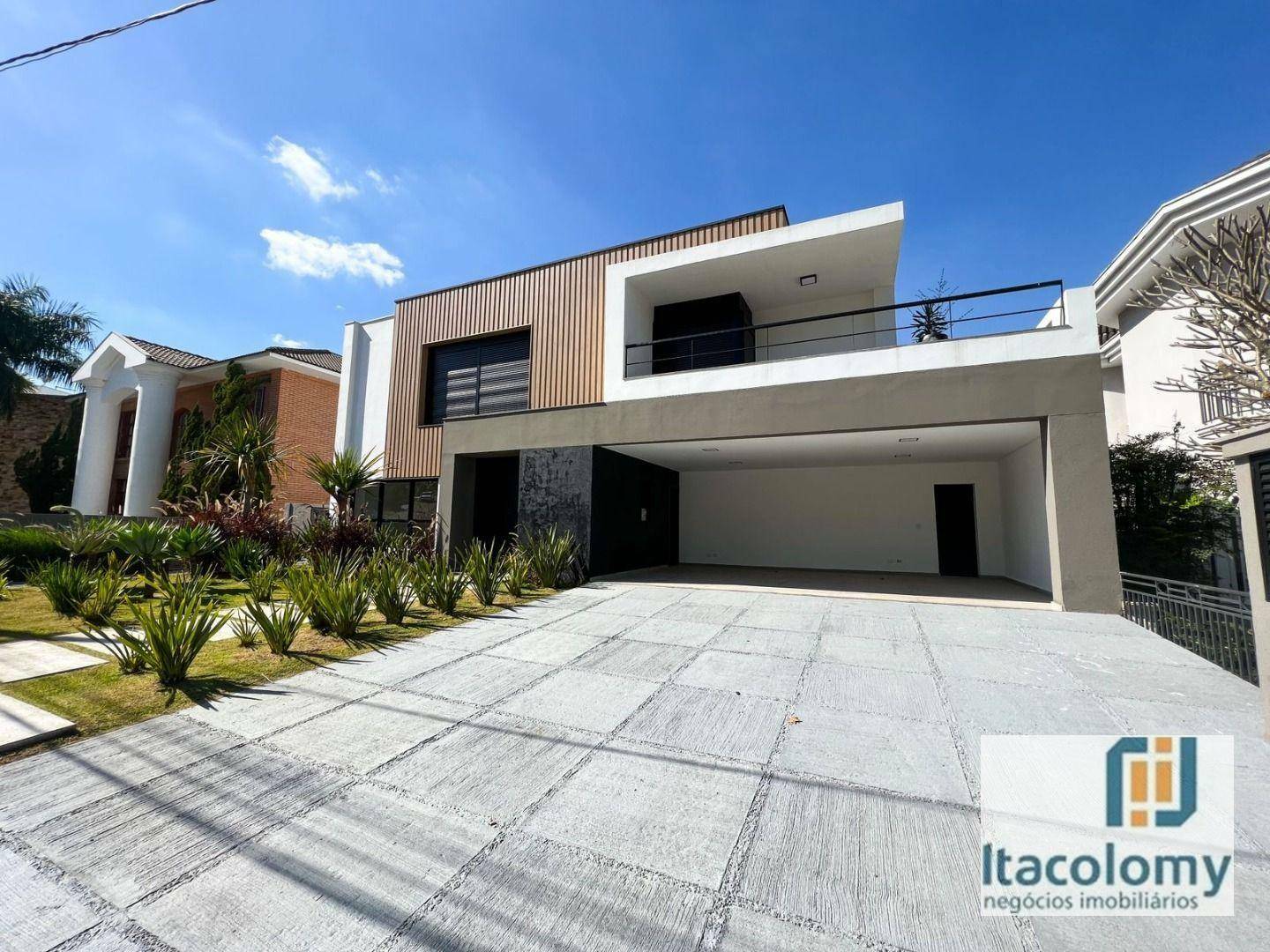 Casa de Condomínio à venda com 4 quartos, 660m² - Foto 1