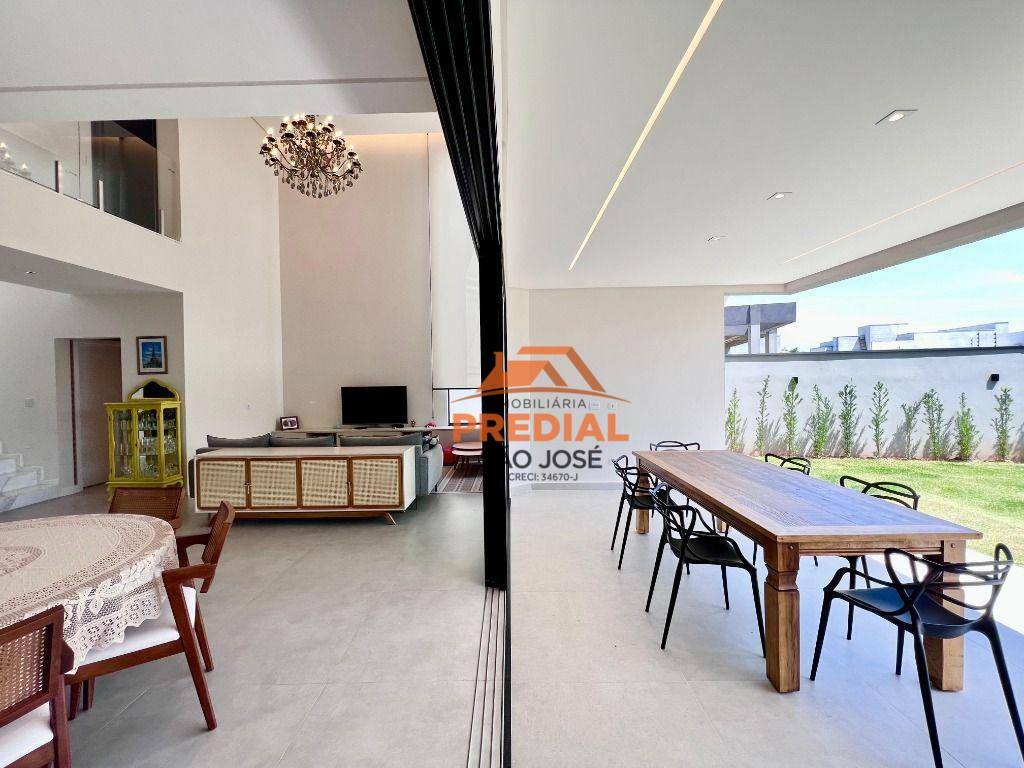 Casa de Condomínio à venda com 4 quartos, 266m² - Foto 23