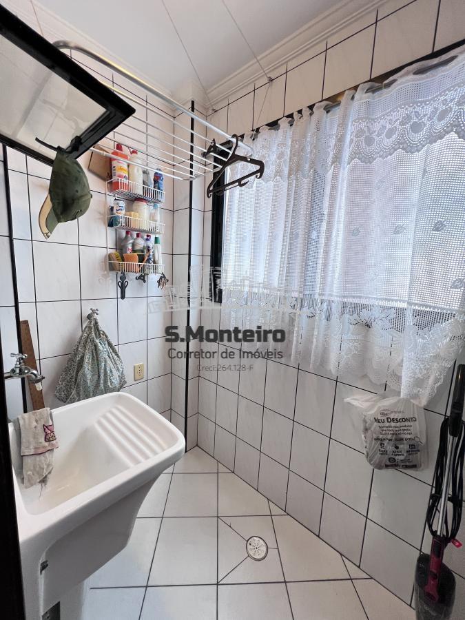 Apartamento à venda com 2 quartos, 71m² - Foto 13