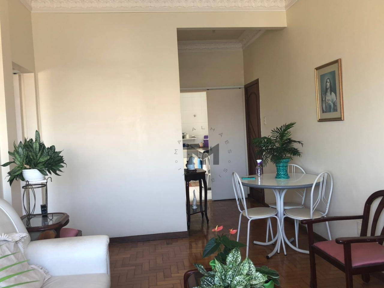 Apartamento à venda com 2 quartos, 90m² - Foto 2