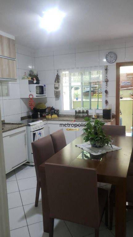 Sobrado à venda com 3 quartos, 114m² - Foto 3