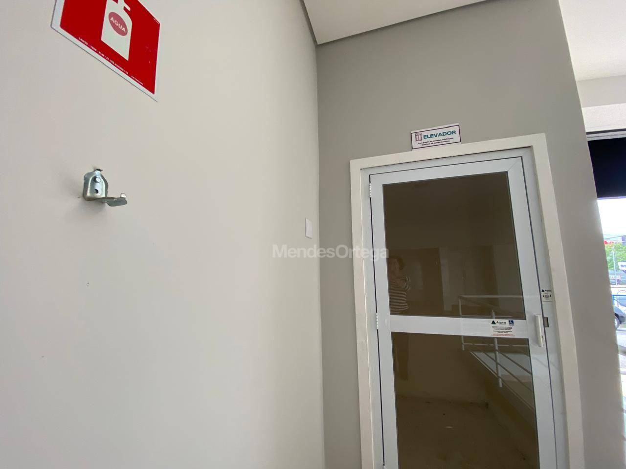 Prédio Inteiro para alugar, 300m² - Foto 48