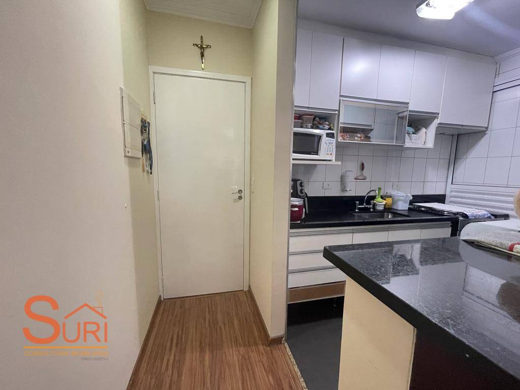 Apartamento à venda com 2 quartos, 72m² - Foto 9