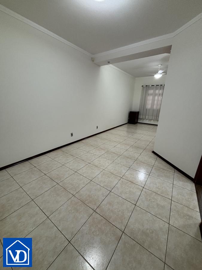 Casa para alugar com 3 quartos, 109m² - Foto 10