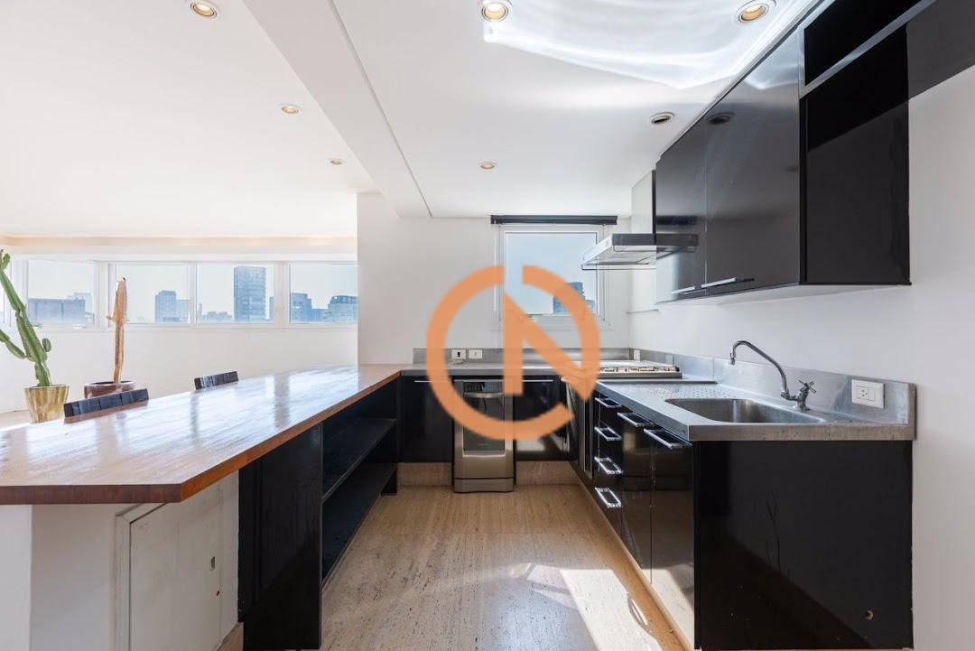 Cobertura à venda e aluguel com 3 quartos, 180m² - Foto 1