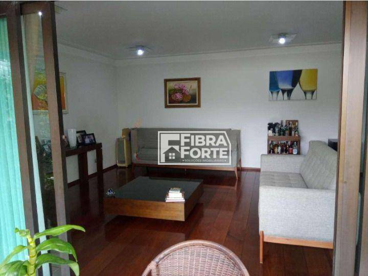 Apartamento à venda com 3 quartos, 199m² - Foto 4