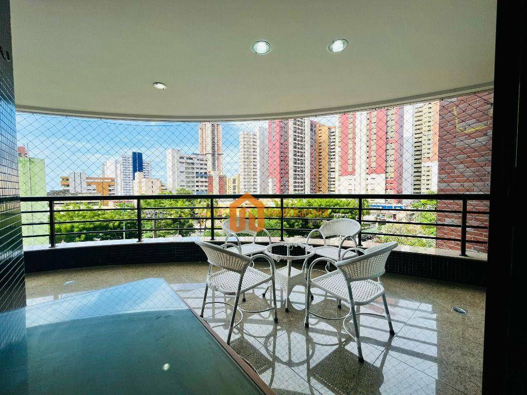 Apartamento à venda com 4 quartos, 253m² - Foto 3