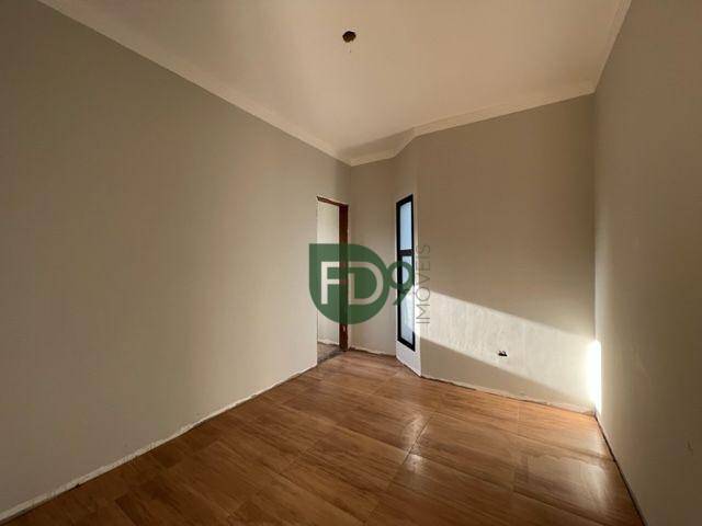 Casa à venda com 4 quartos, 300m² - Foto 32