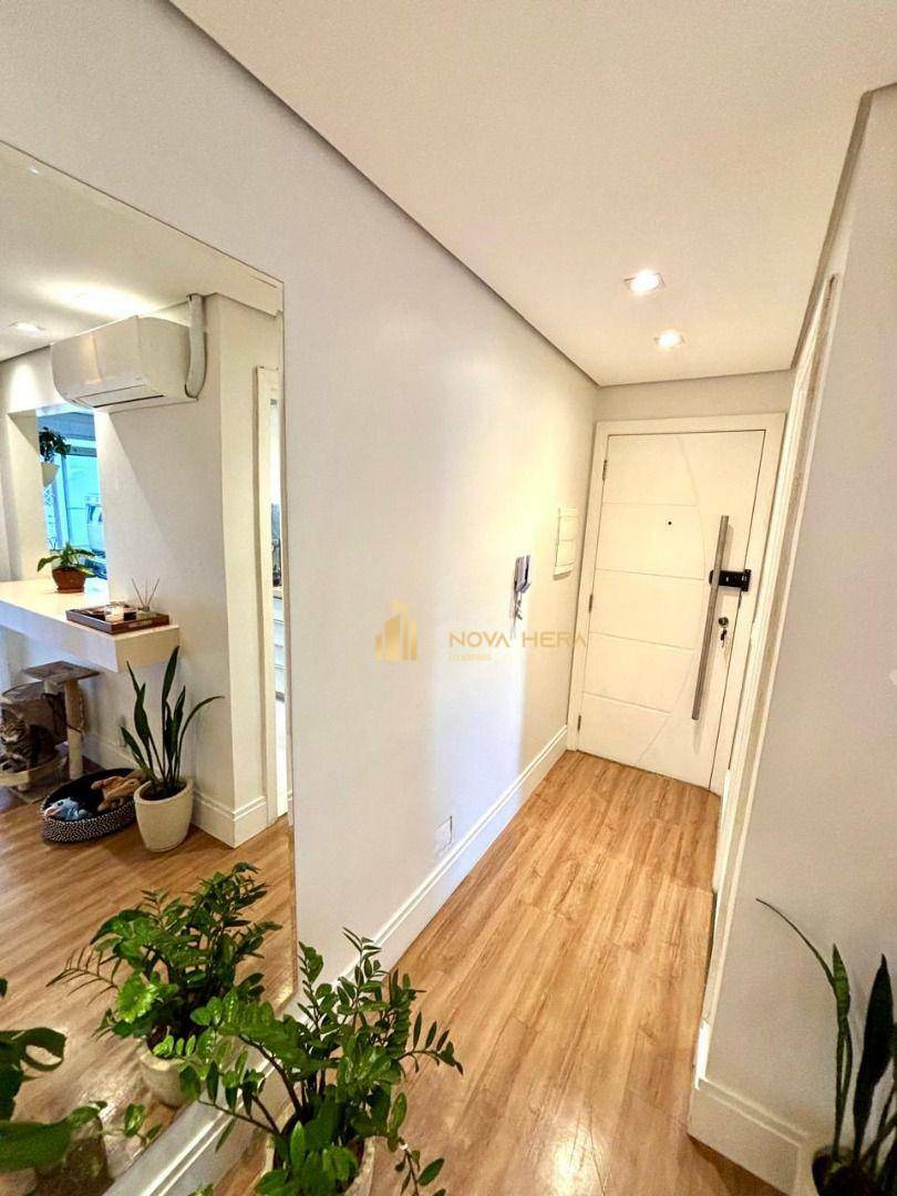 Apartamento à venda com 2 quartos, 60m² - Foto 12