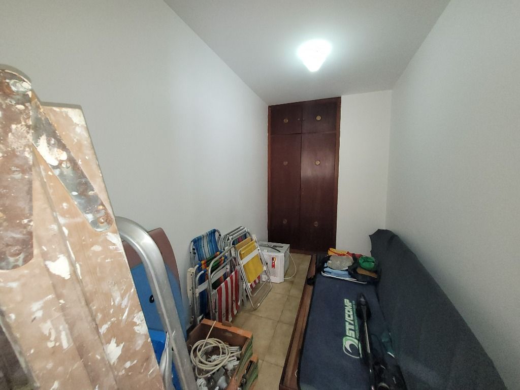 Apartamento à venda com 3 quartos, 140m² - Foto 18