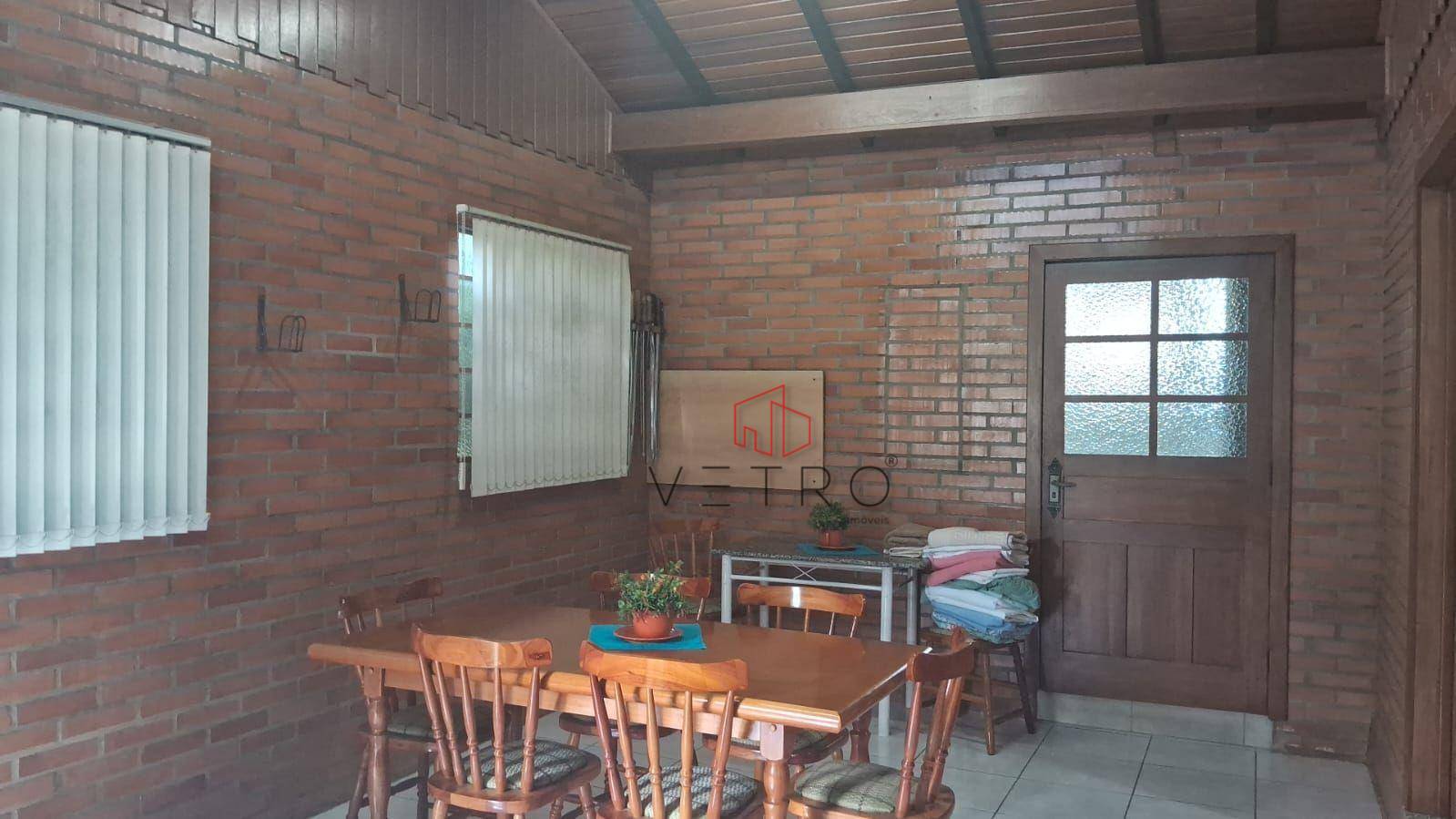 Casa à venda com 3 quartos, 138m² - Foto 5