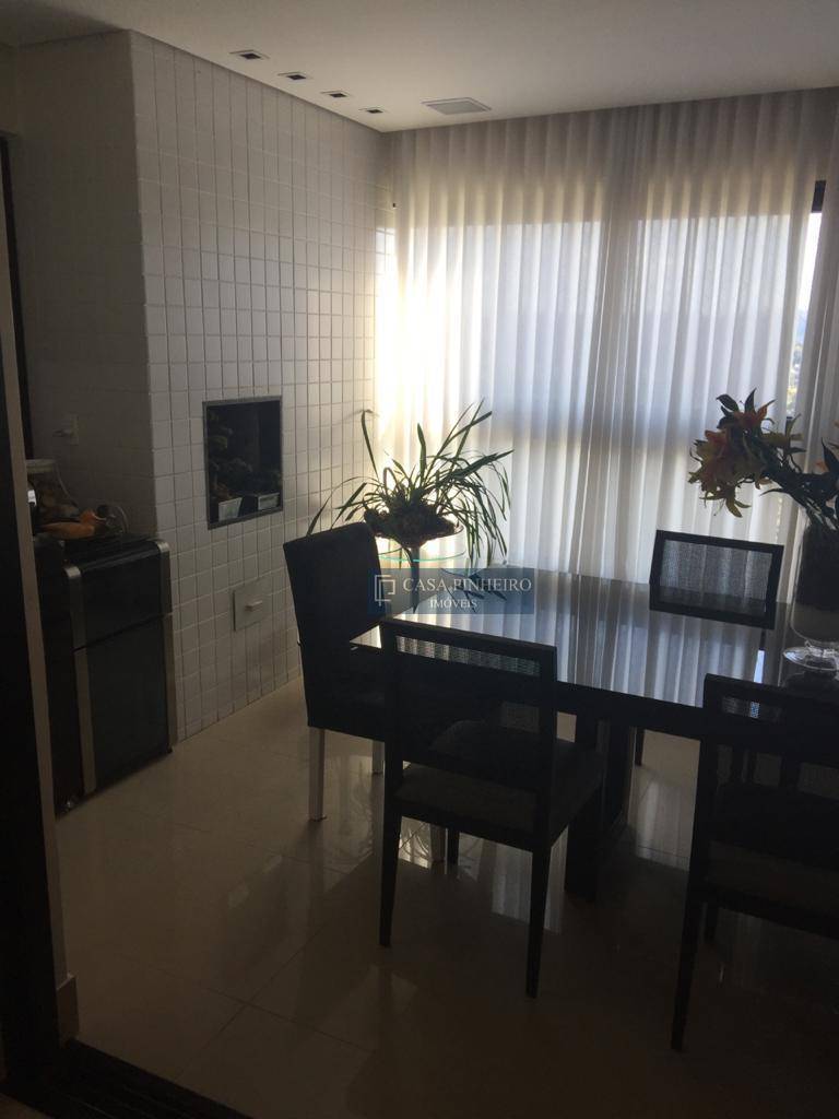 Apartamento à venda com 4 quartos, 135m² - Foto 8