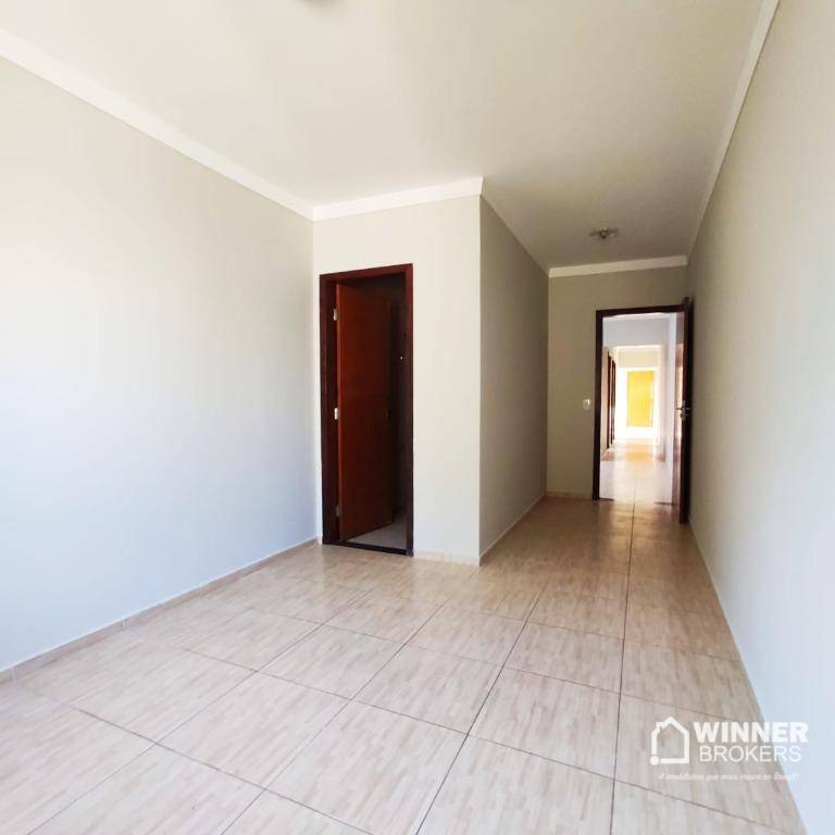 Casa à venda com 3 quartos, 115m² - Foto 4