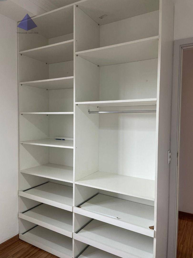 Apartamento para alugar com 3 quartos, 100m² - Foto 13
