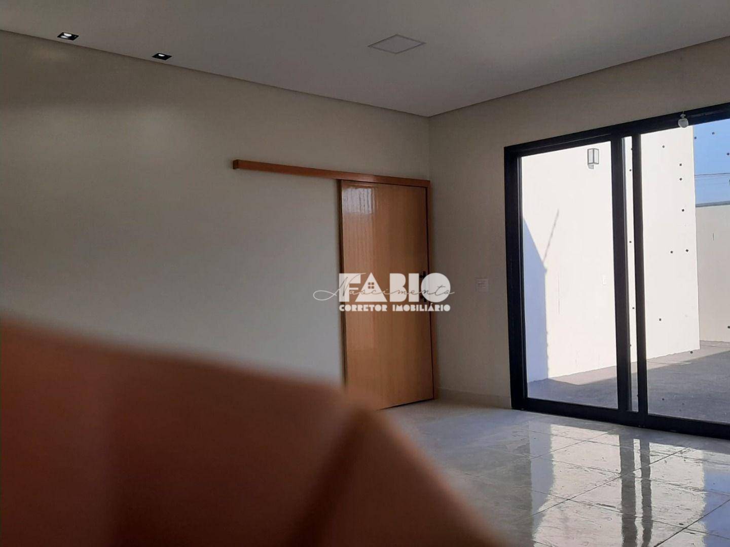 Casa à venda com 2 quartos, 101m² - Foto 13