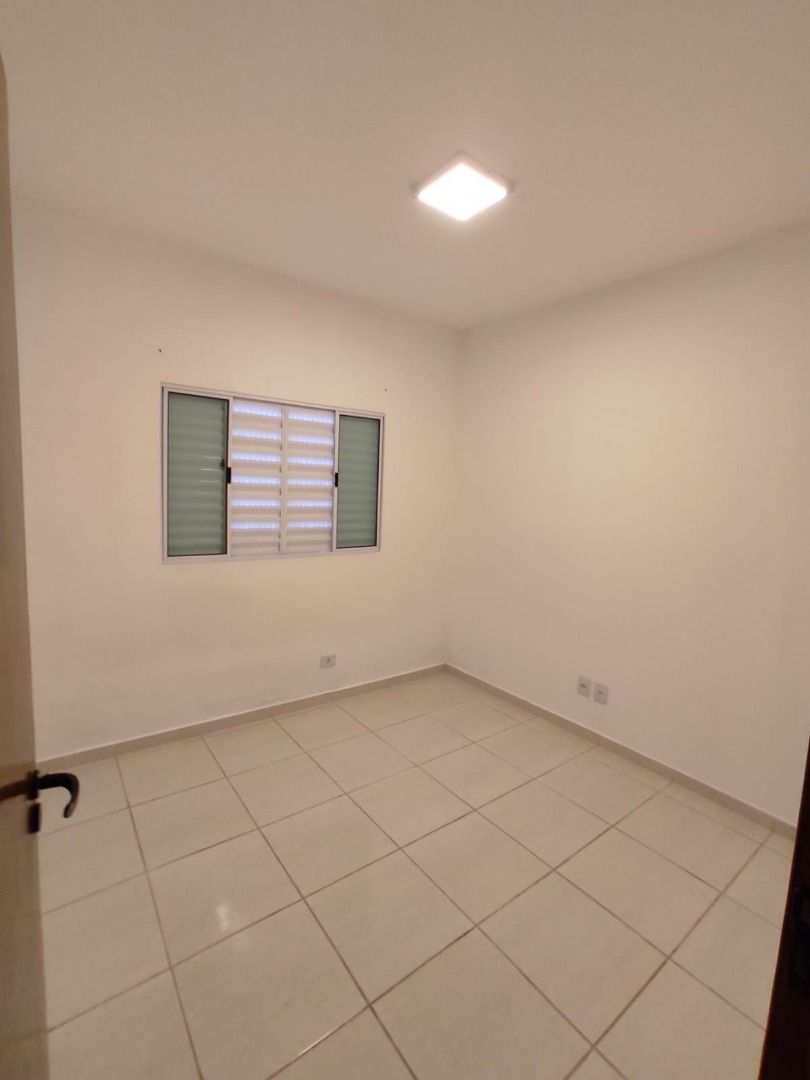 Casa à venda com 3 quartos, 161m² - Foto 11