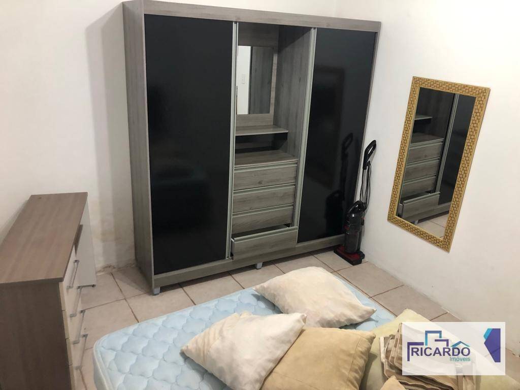 Casa à venda com 2 quartos, 100m² - Foto 3