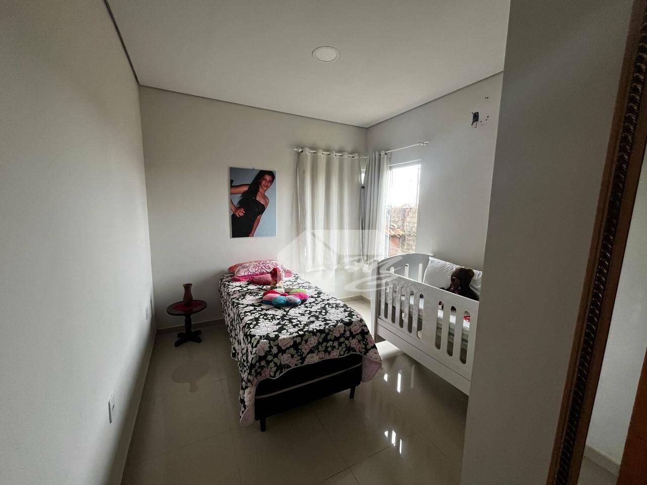 Casa à venda com 3 quartos, 198m² - Foto 6