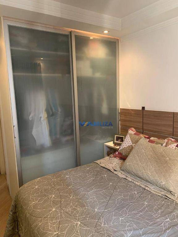 Apartamento à venda com 3 quartos, 69m² - Foto 2