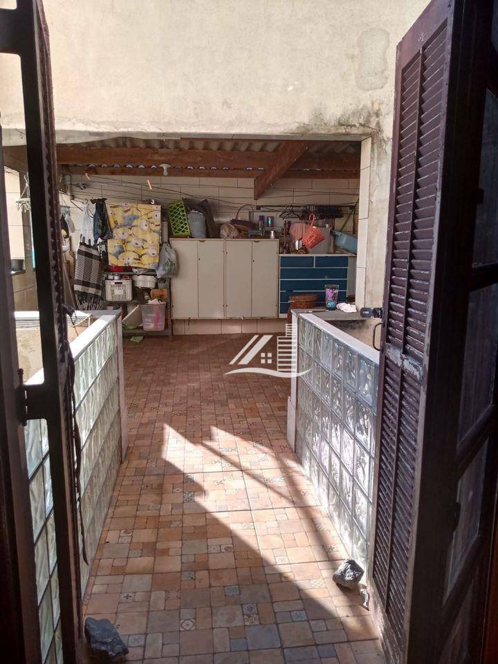 Sobrado à venda com 4 quartos, 430m² - Foto 73