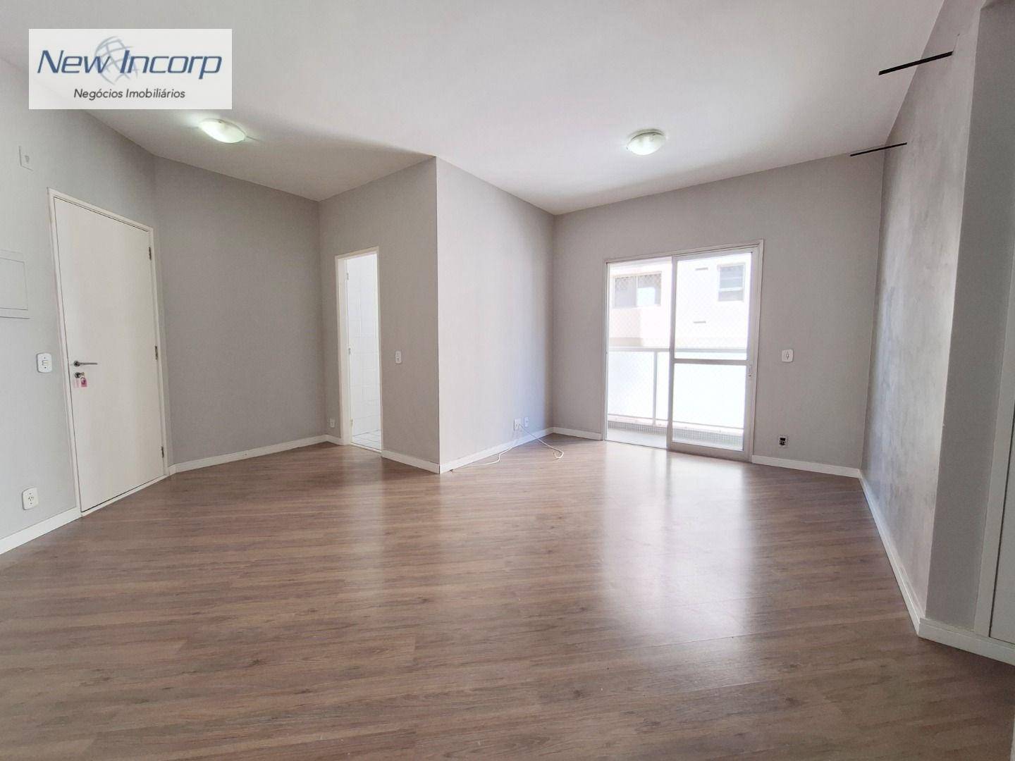 Apartamento à venda com 2 quartos, 65m² - Foto 1