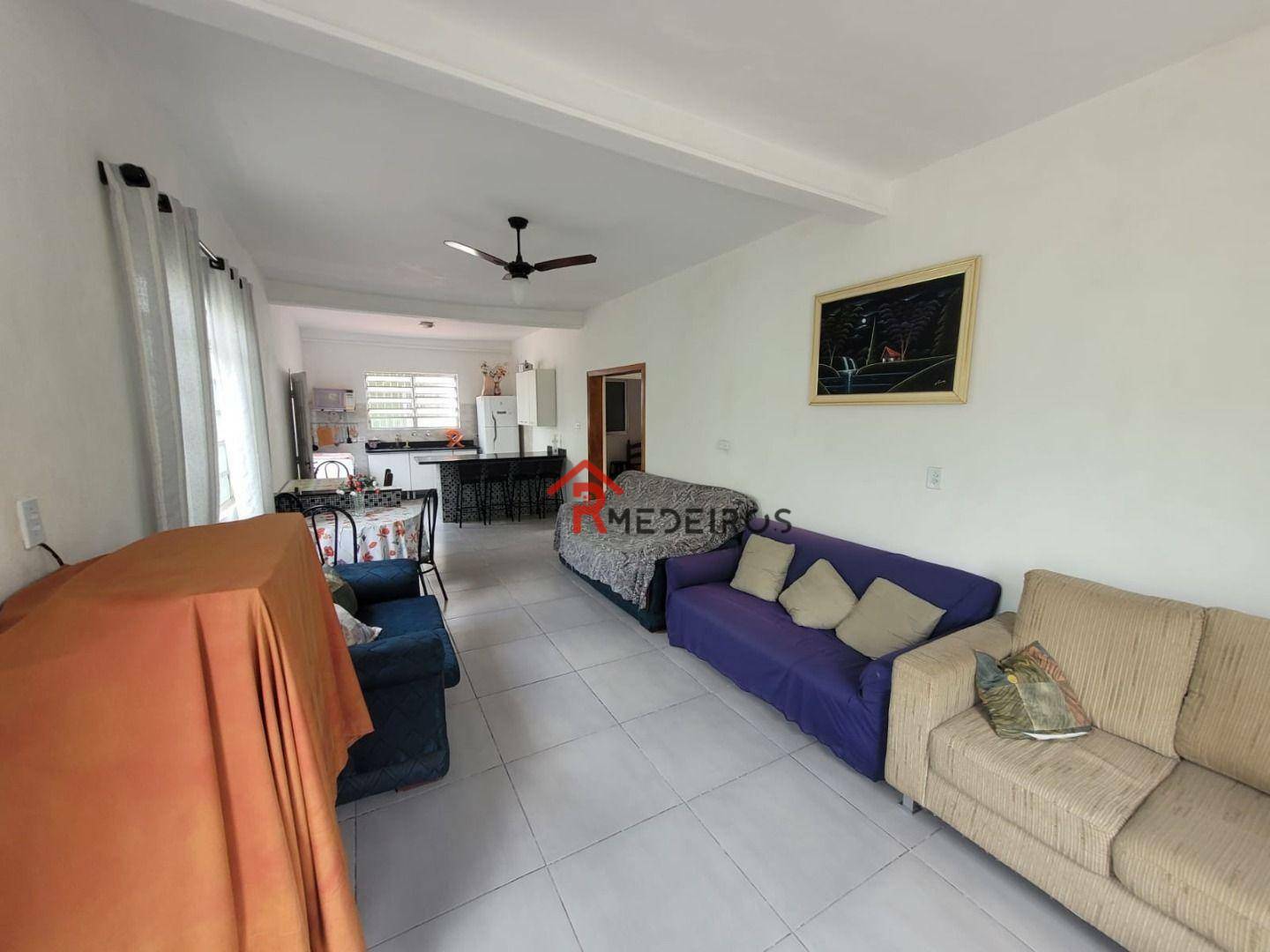 Casa à venda com 3 quartos, 130m² - Foto 2