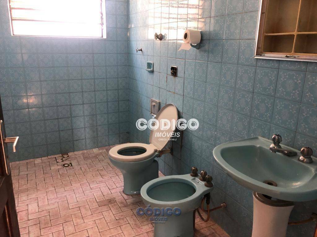 Sobrado à venda com 4 quartos, 200m² - Foto 8