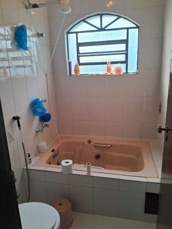 Sobrado à venda com 5 quartos, 290m² - Foto 18