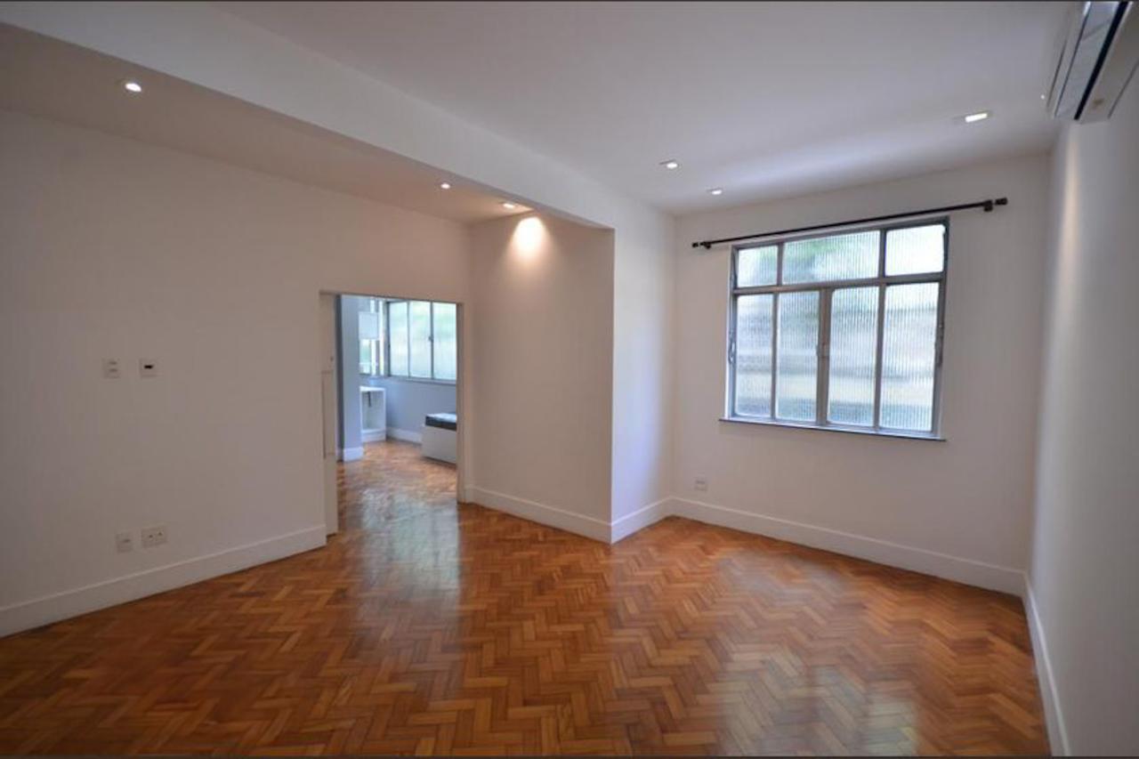 Apartamento à venda com 4 quartos, 210m² - Foto 22