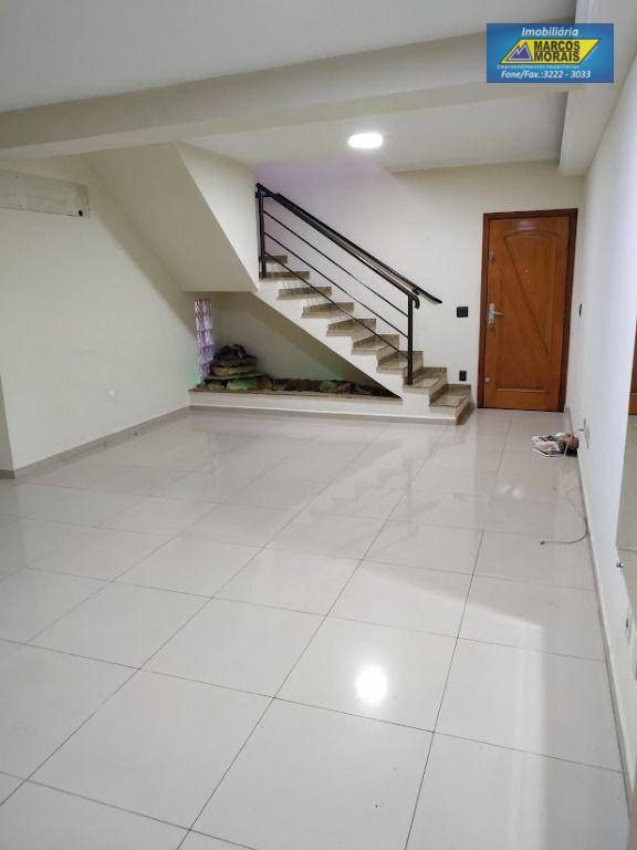 Casa à venda com 4 quartos, 180m² - Foto 23