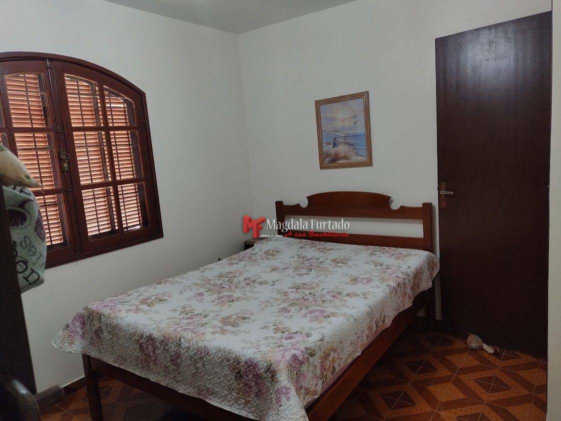 Casa à venda com 3 quartos, 201m² - Foto 15