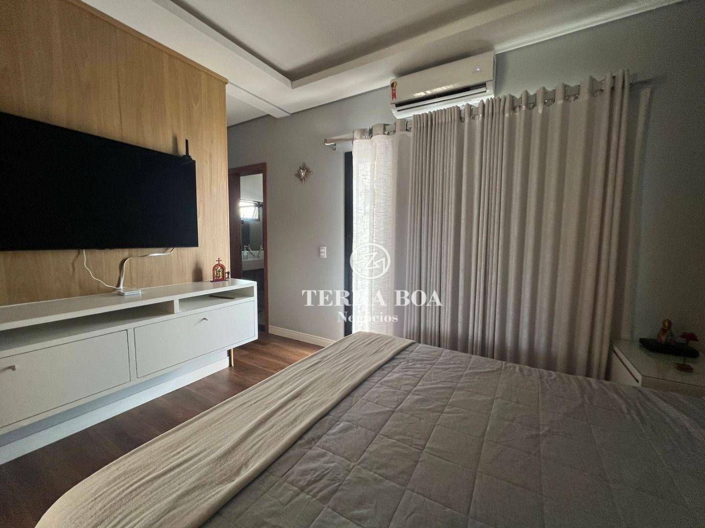 Sobrado à venda com 3 quartos, 242m² - Foto 5