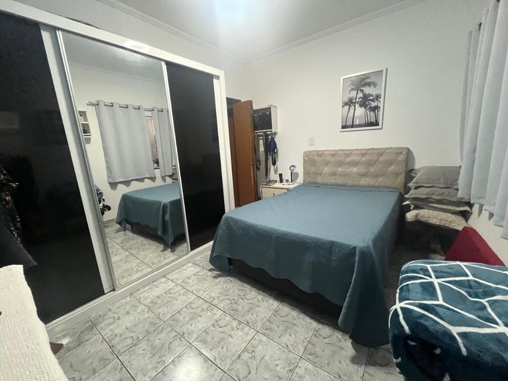 Sobrado à venda com 3 quartos, 200m² - Foto 14