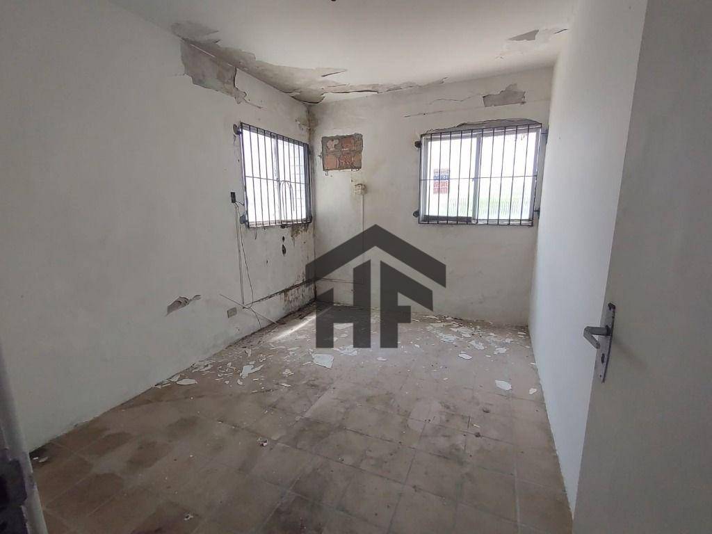 Apartamento à venda com 3 quartos, 76m² - Foto 5