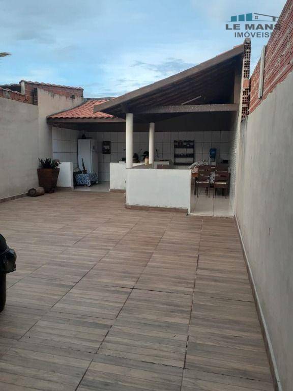 Casa à venda com 2 quartos, 60m² - Foto 5