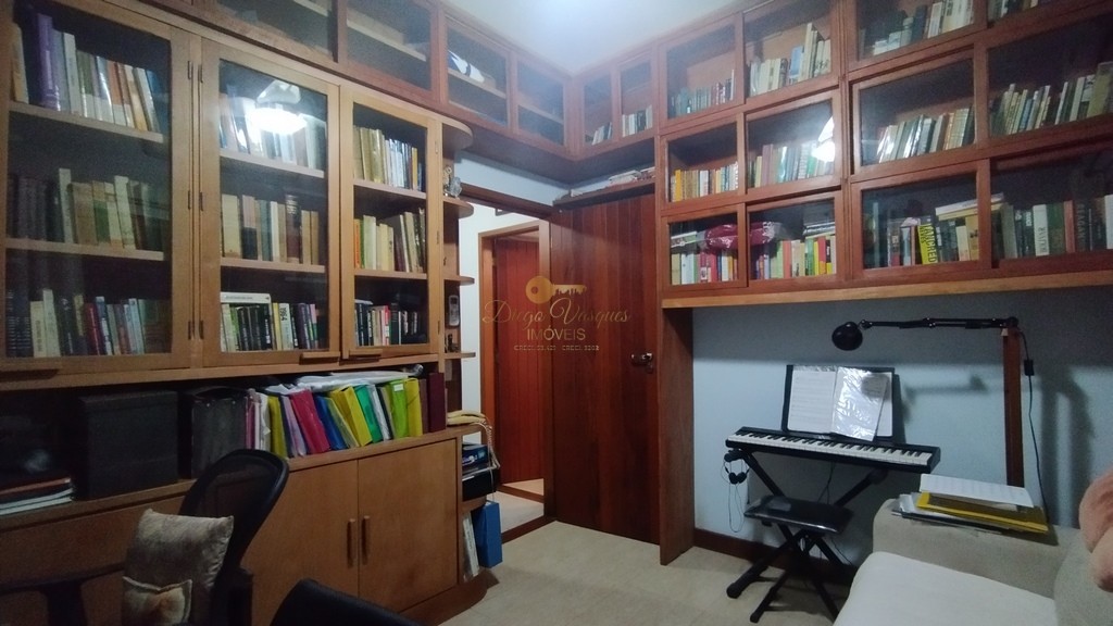 Casa à venda com 7 quartos, 3200m² - Foto 25
