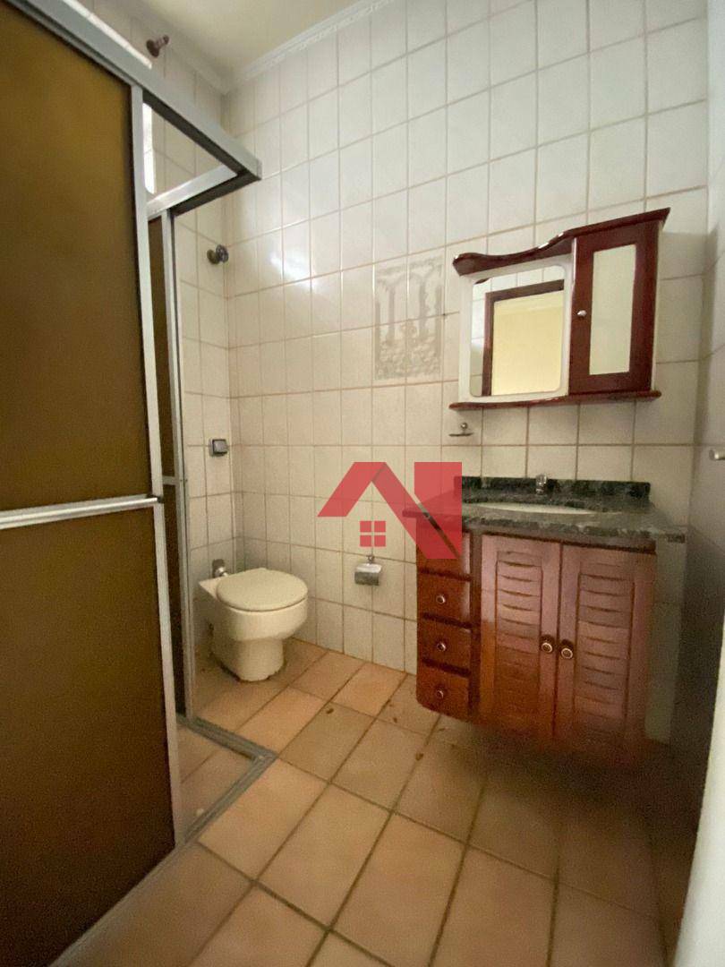 Casa para alugar com 3 quartos, 120m² - Foto 13