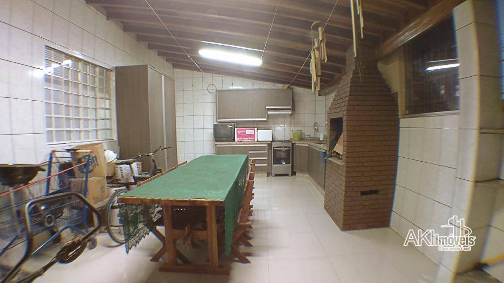 Casa à venda com 4 quartos, 165m² - Foto 12